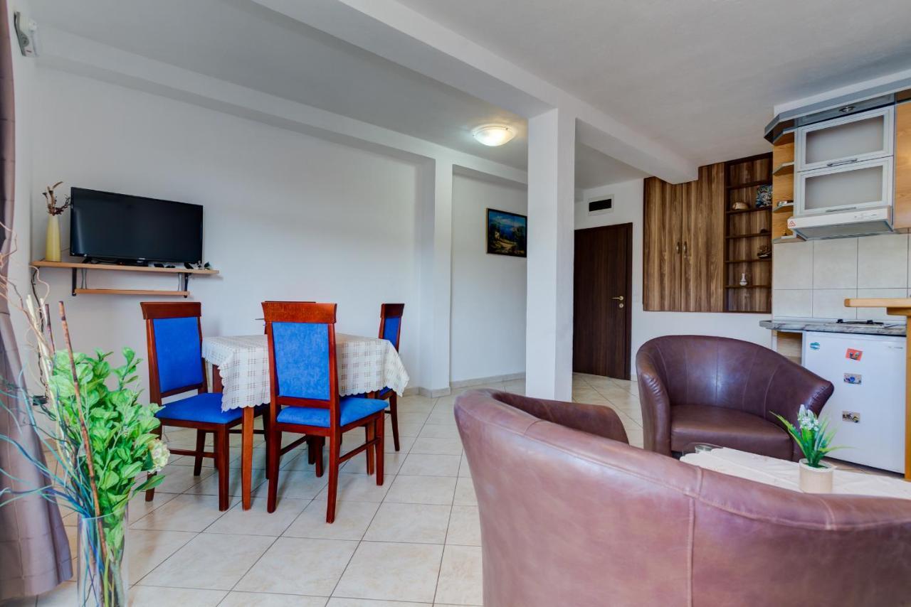Apartments Vesna Tivat Exteriér fotografie
